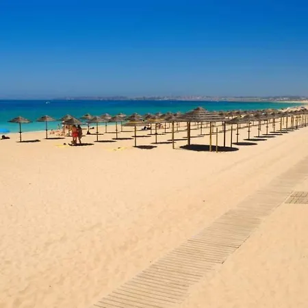 Апартаменты Ocean Whisper Escape *