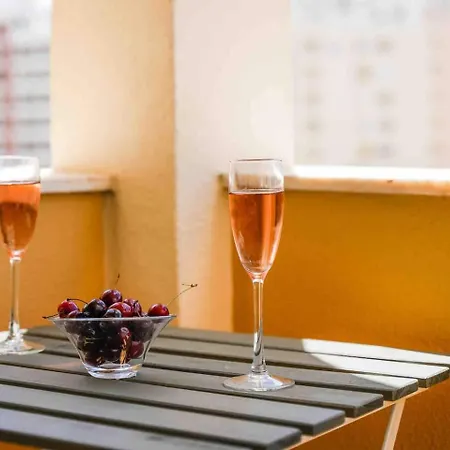 Ocean Whisper Escape Appartamento