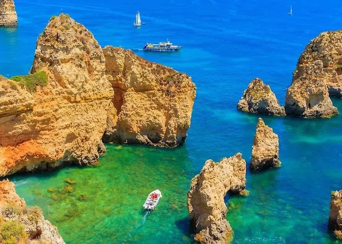 Ocean Whisper Escape * Portimão