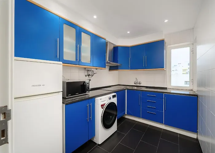 Ocean Whisper Escape * Portimão